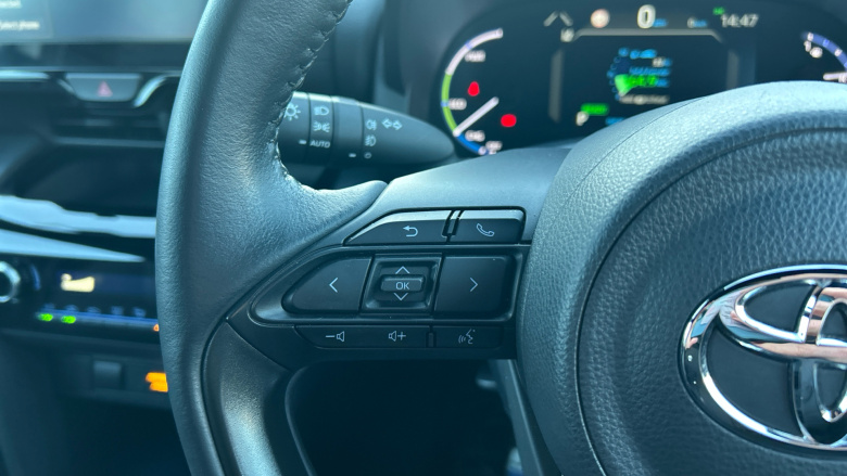 Toyota Yaris Cross 1.5 Hybrid Design 5dr CVT Hybrid Estate